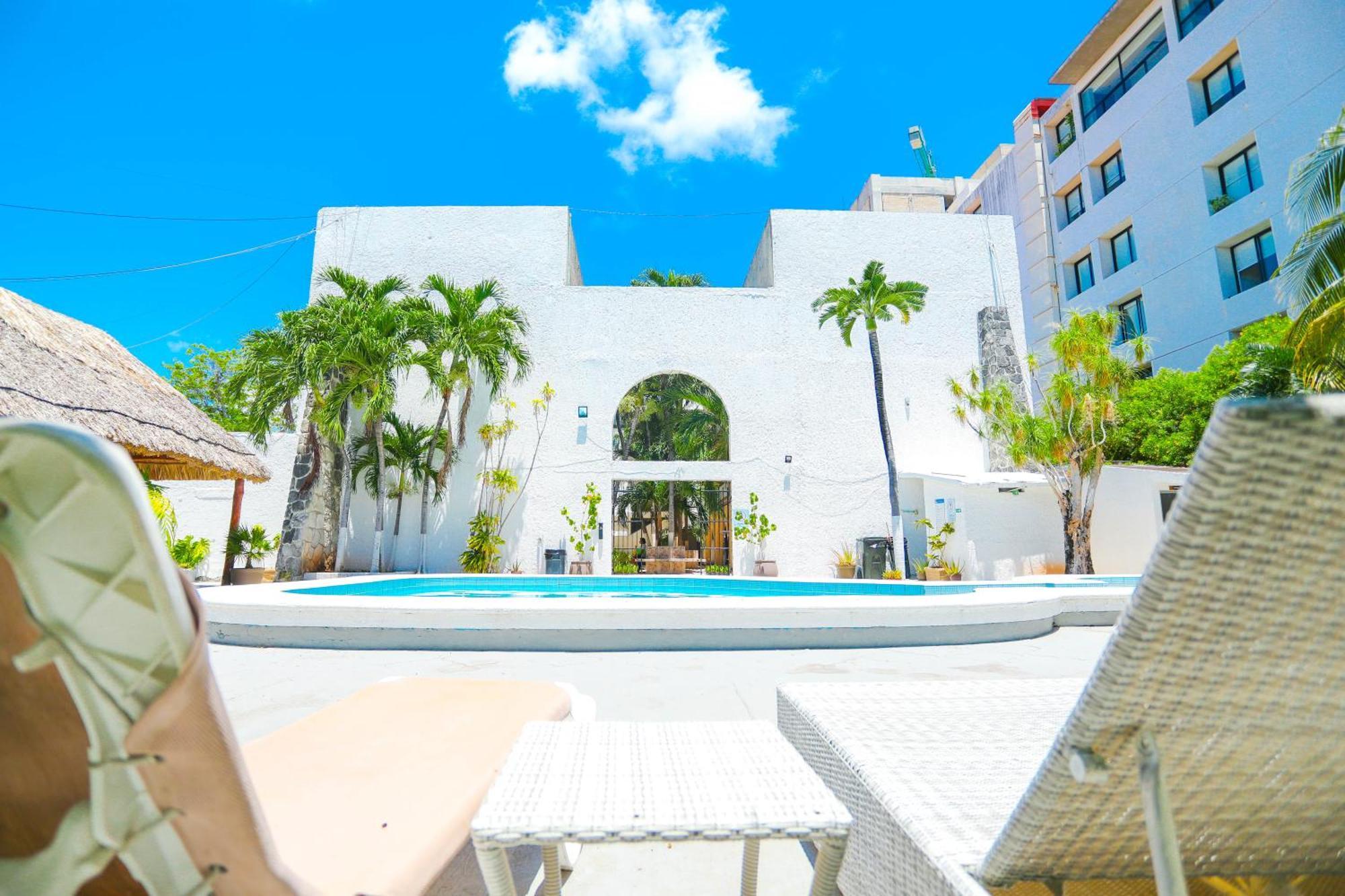 Hotel Parador 3* Cancún