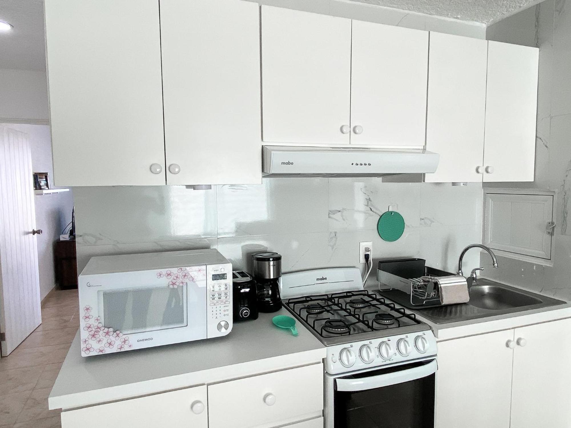 Beach Apartment Brisas Cancun, View And Private Garden, Zona Hotelera Cancun, Ground Floor