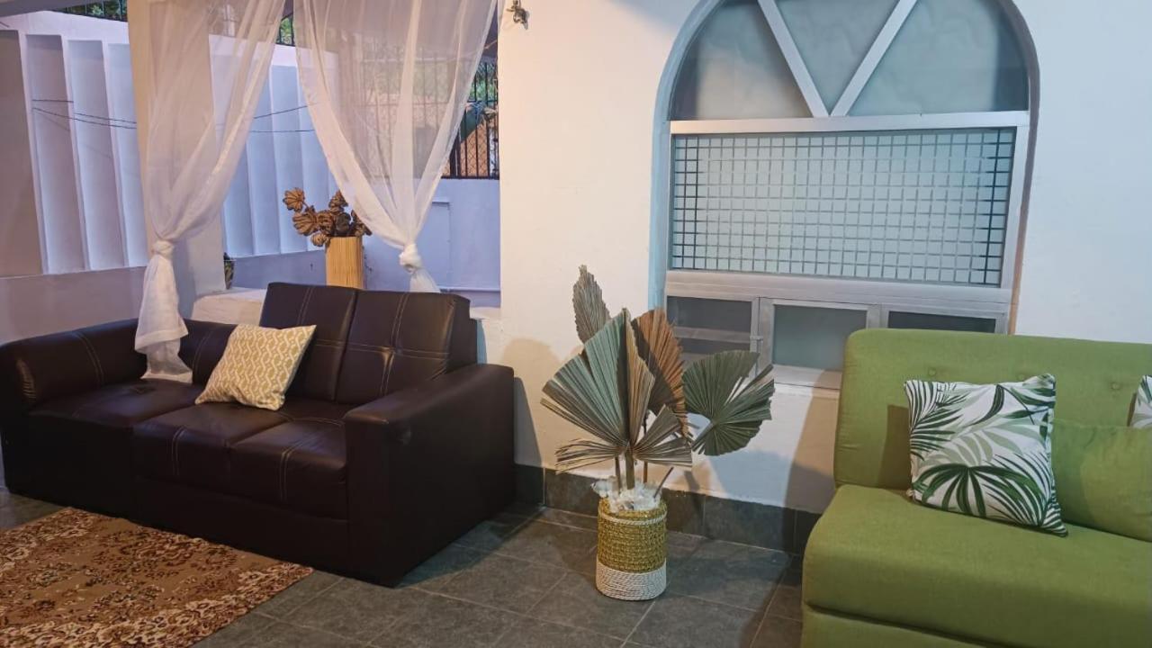 Casa De Renta Erizo 8, Cancún. Mercado 28 *