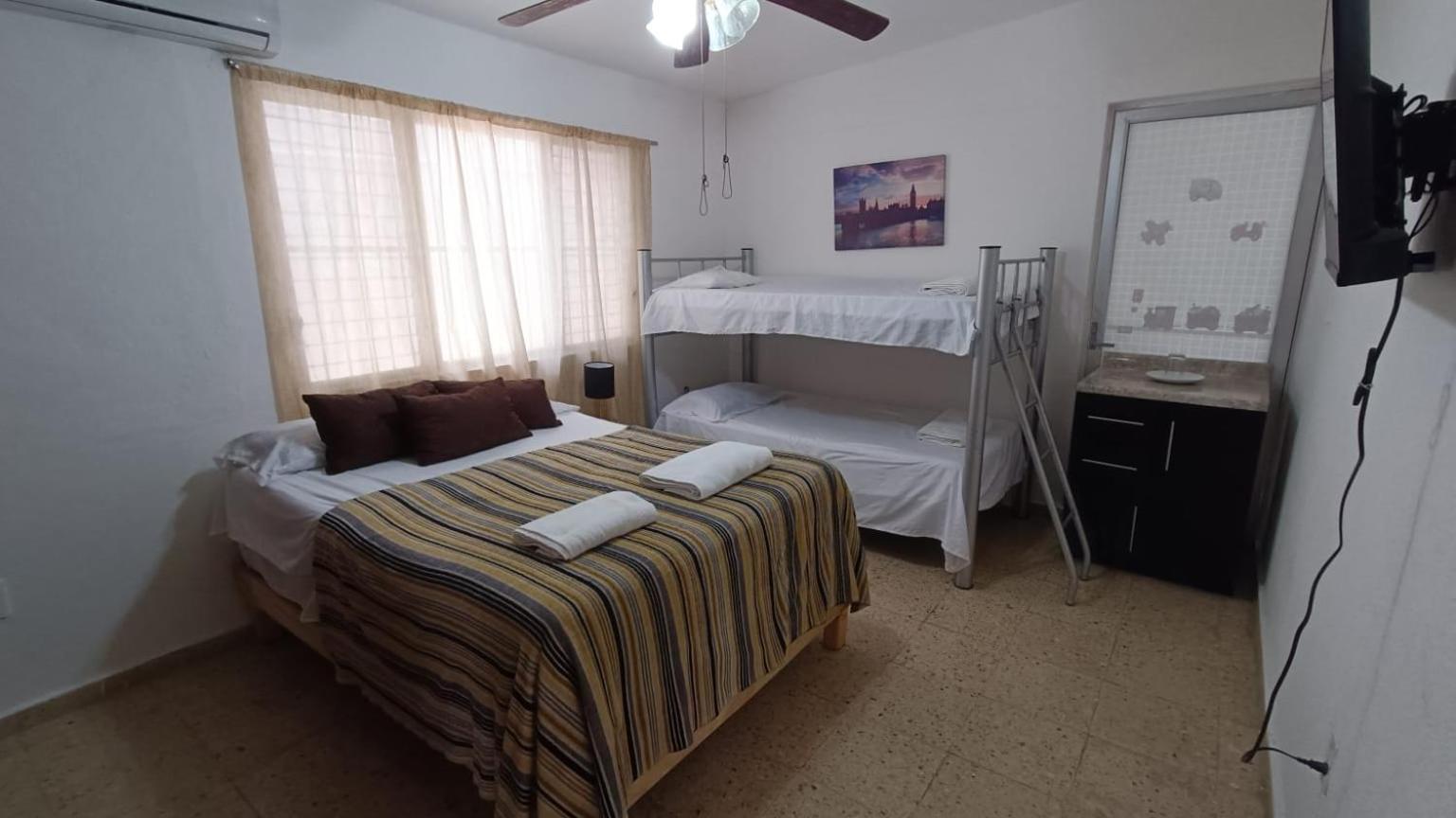 Casa De Renta Erizo 8, Cancún. Mercado 28 Habitación en casa particular