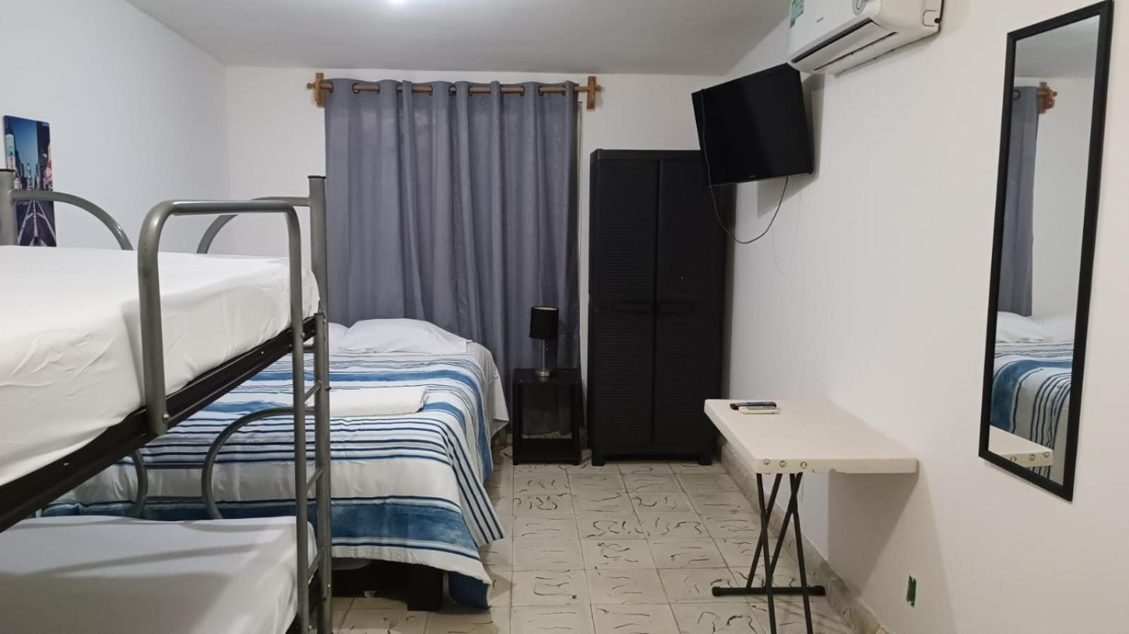 Casa De Renta Erizo 8, Cancún. Mercado 28 *