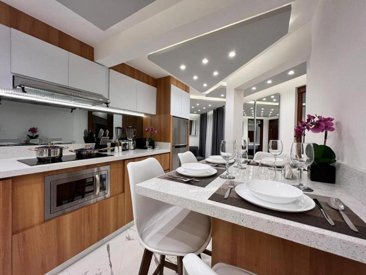 Seven Boutique Aparthotel