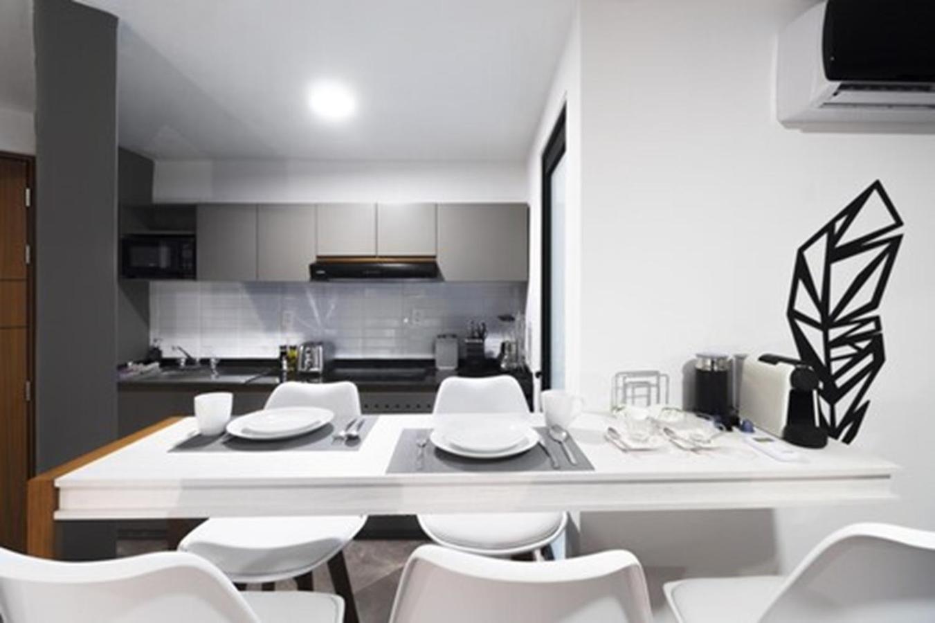 Seven Boutique Aparthotel