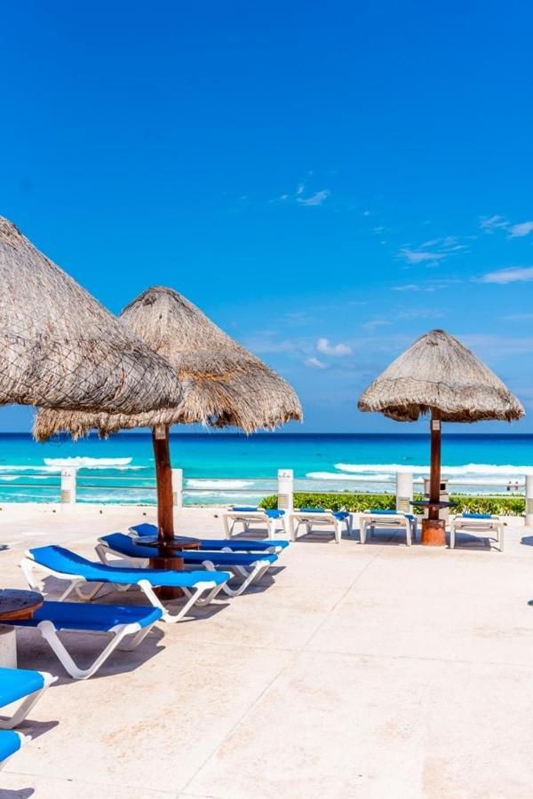 Apartamento With Balcony & Partial Ocean View At Marlin *