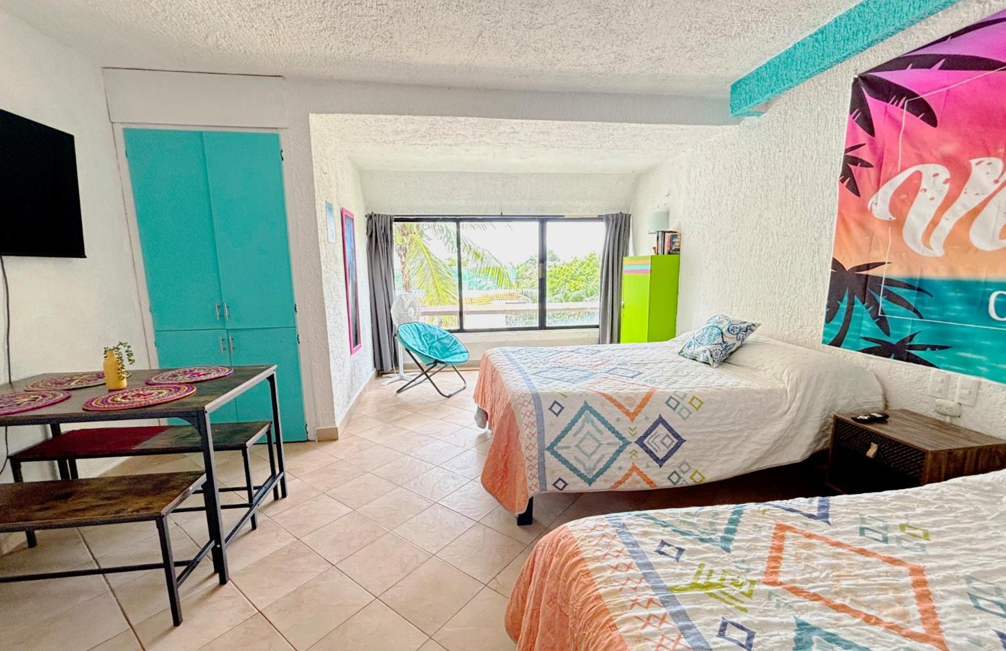 - Steps To And Water Fun Apartamento Cancún