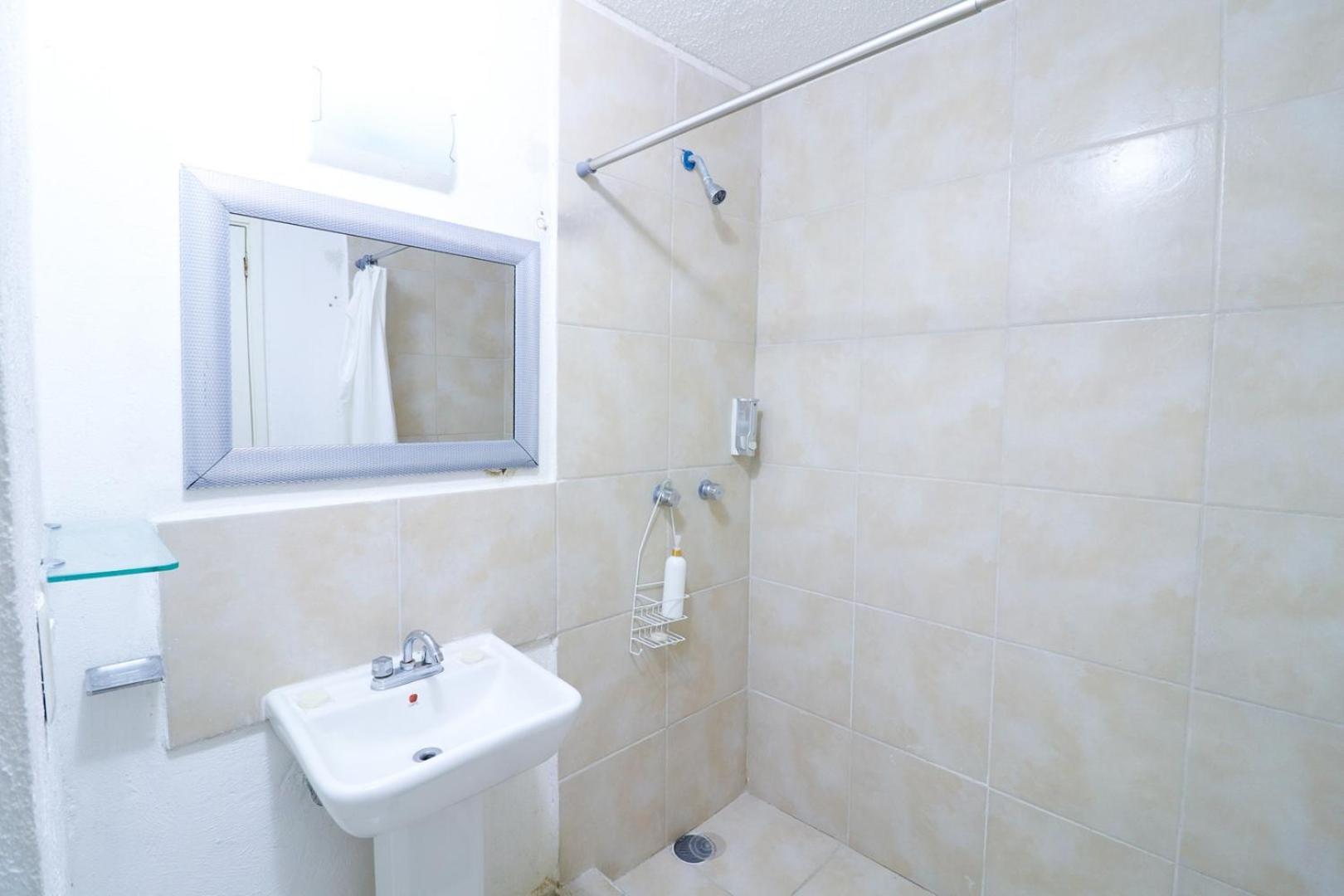 Apartamento With Balcony & Partial Ocean View At Marlin