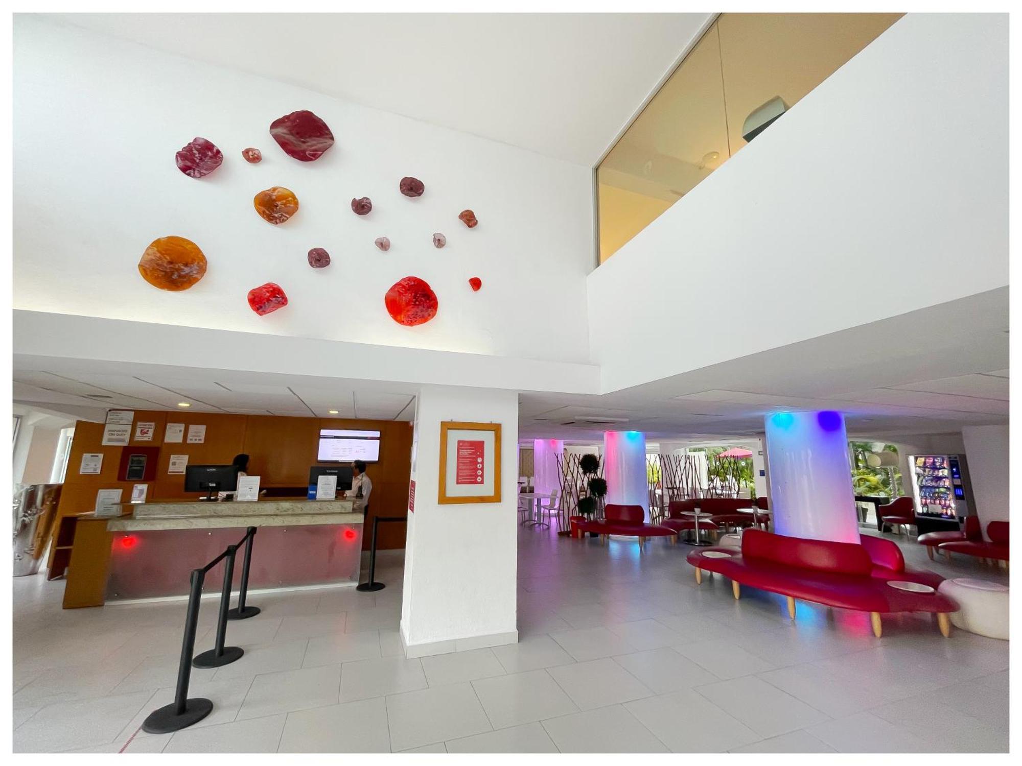 Adhara Express 3* Cancún