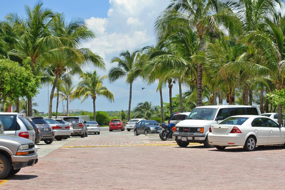 Apartahotel Plaza *