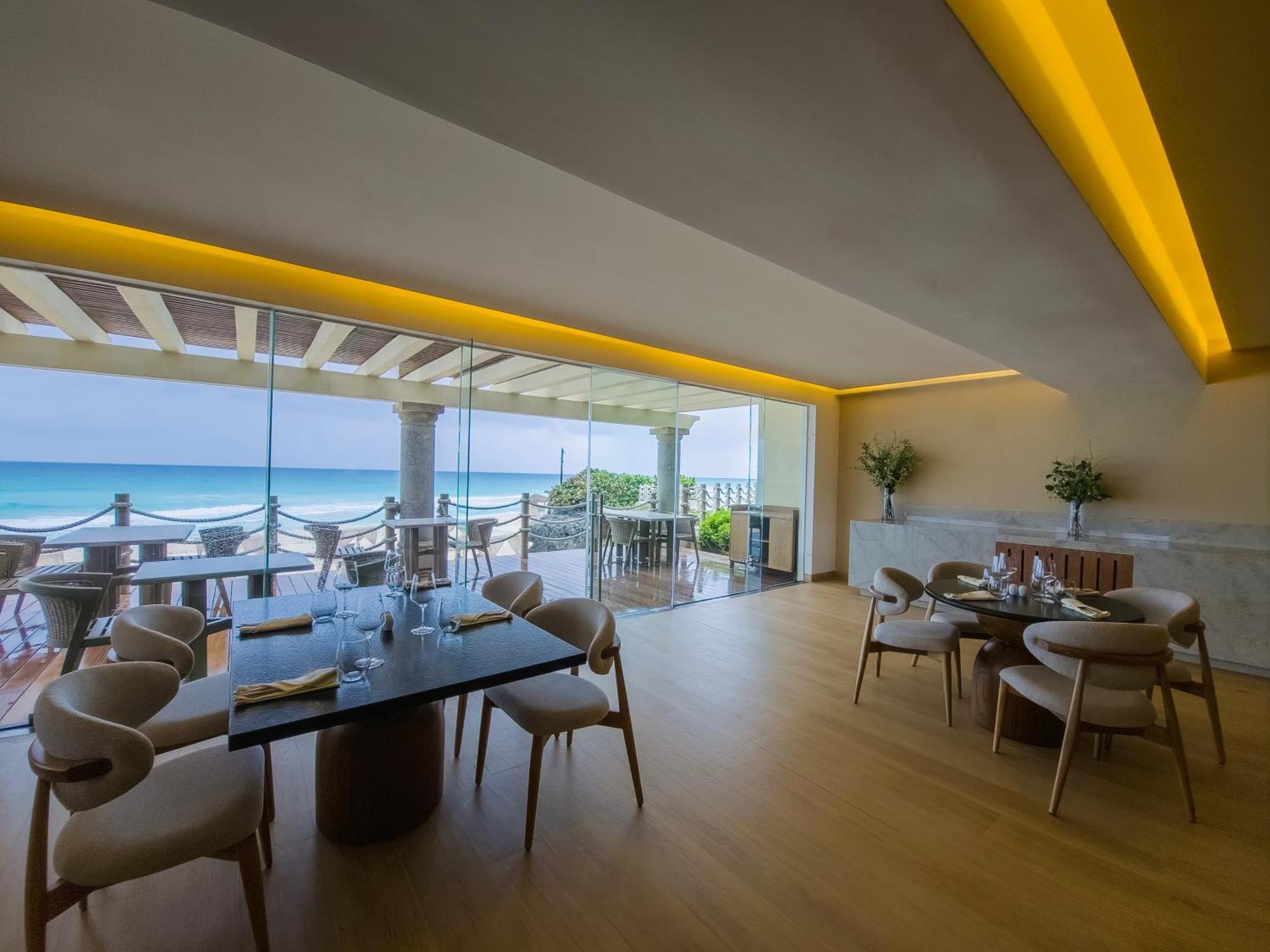Royal Select At Grand Park Royal (adults Only) Hotel