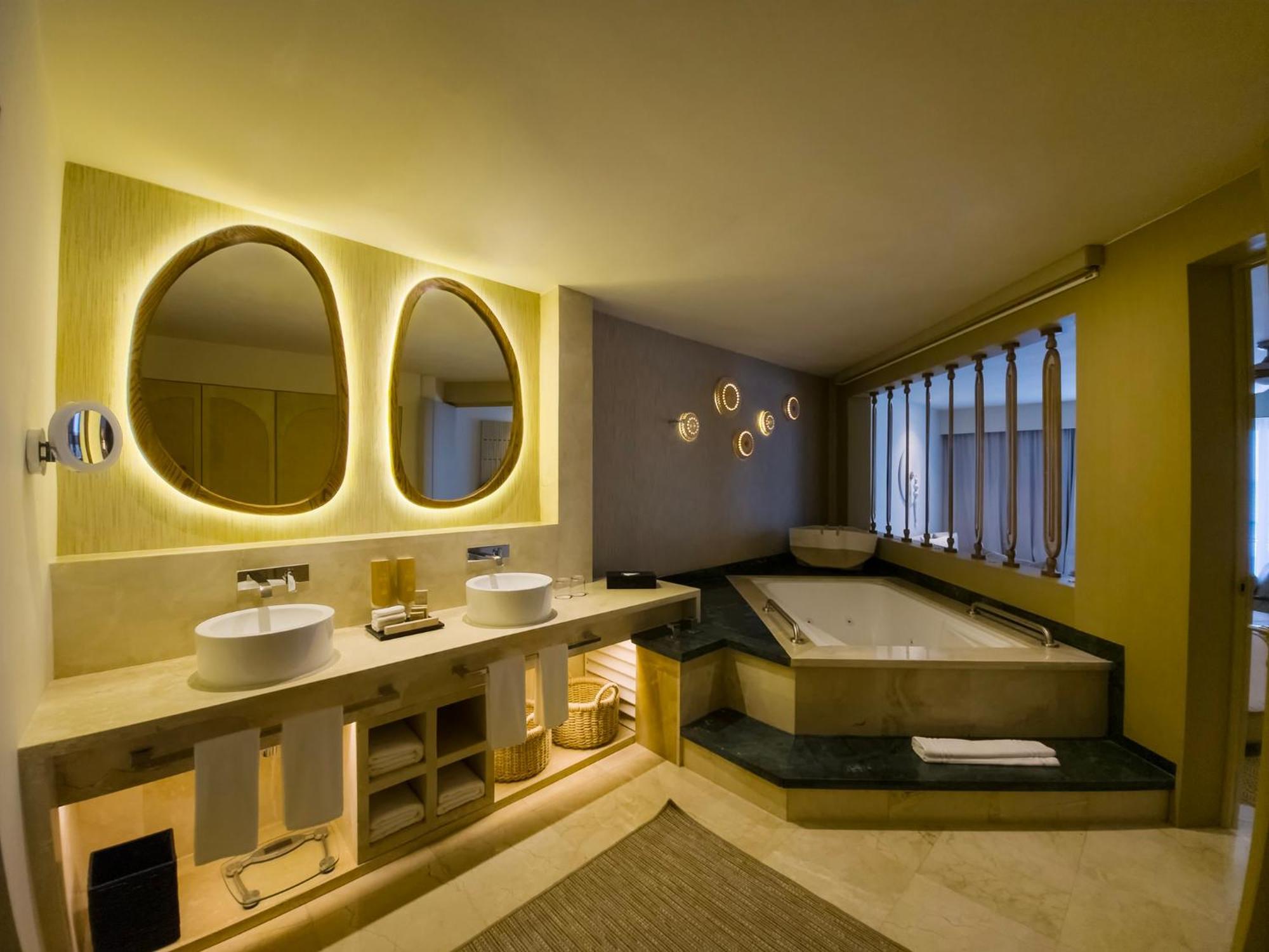Hotel Royal Select At Grand Park Royal (adults Only) Cancún