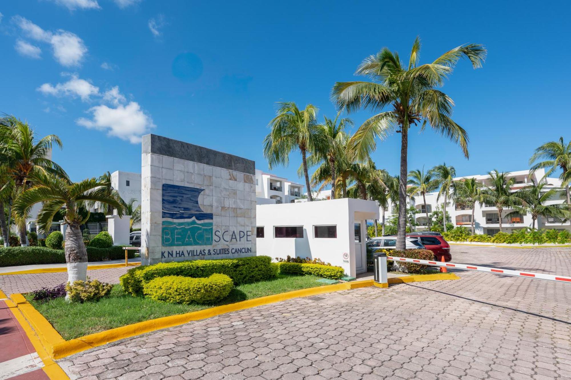 Beachscape Kin Ha & 4* Cancún