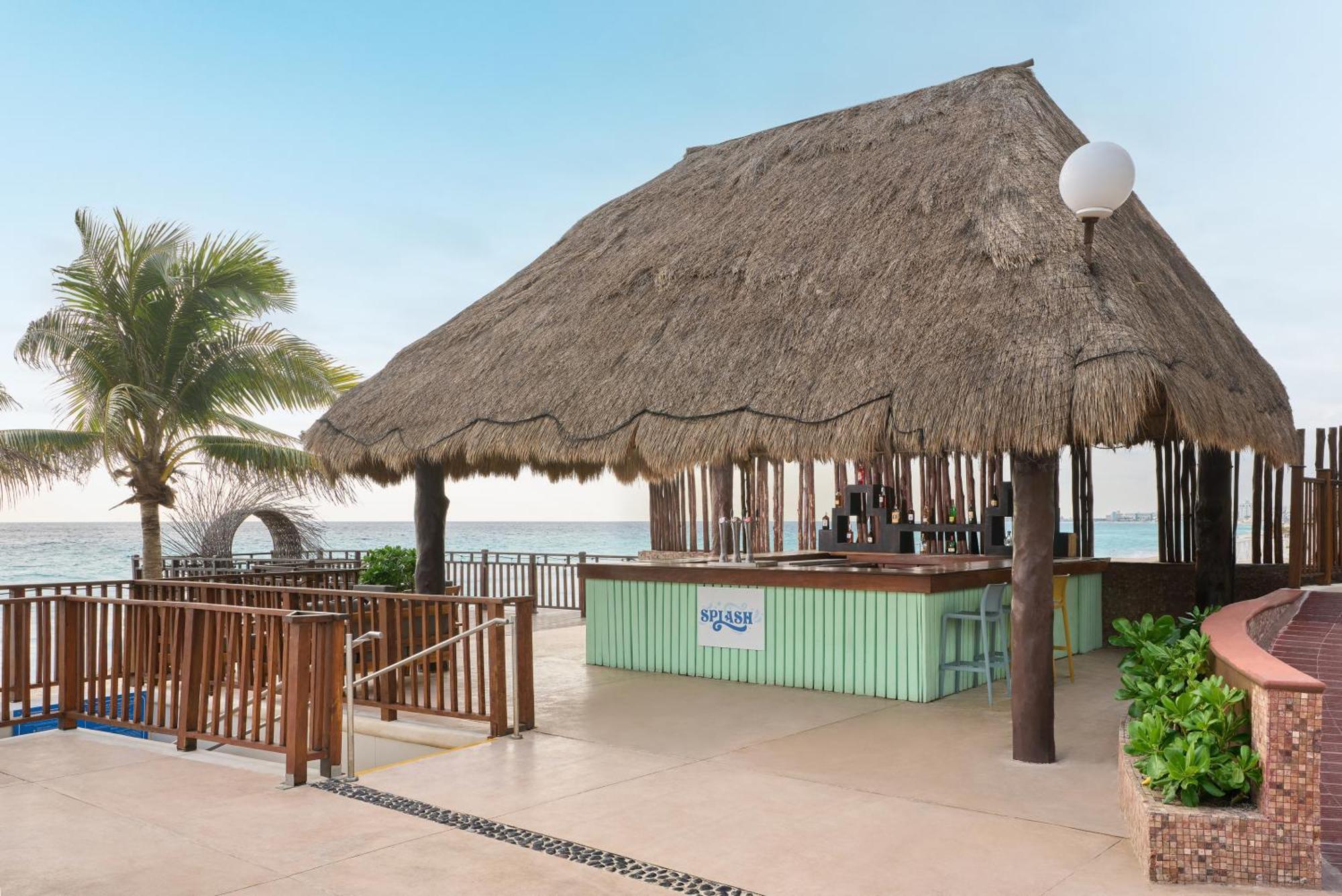 Resort Seadust Family Cancún