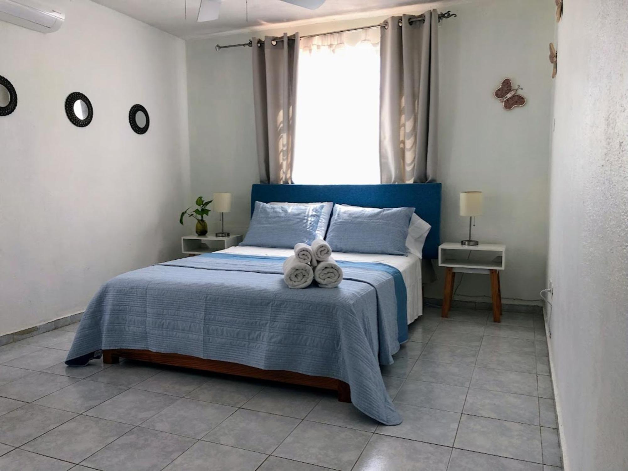 Beautiful By The - 3bedrooms, 2.5baths *