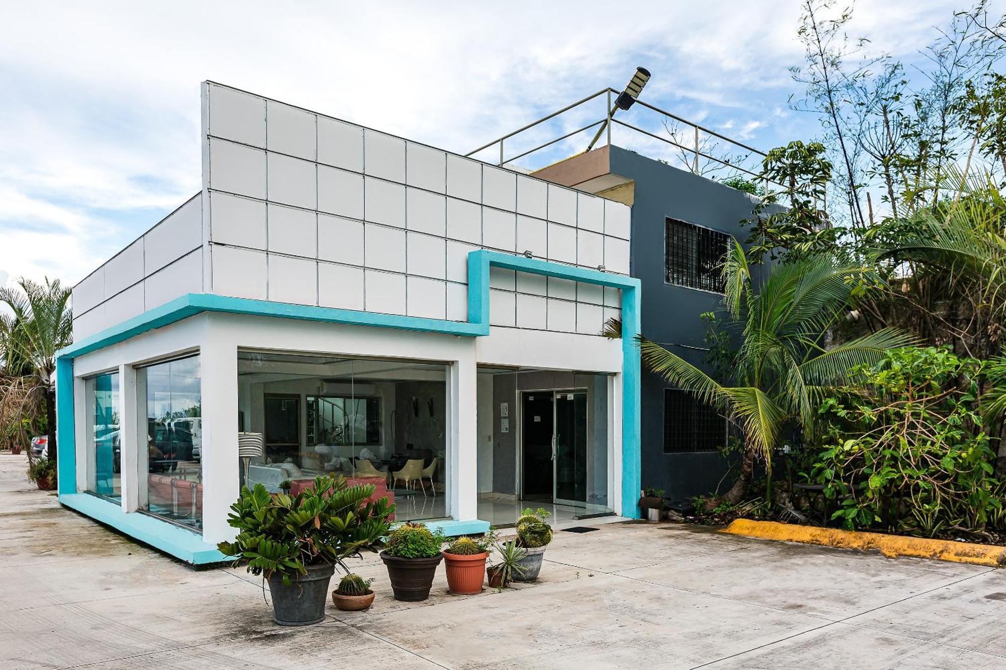 Hotel Capital O International Airport 24 P 7 Cancun