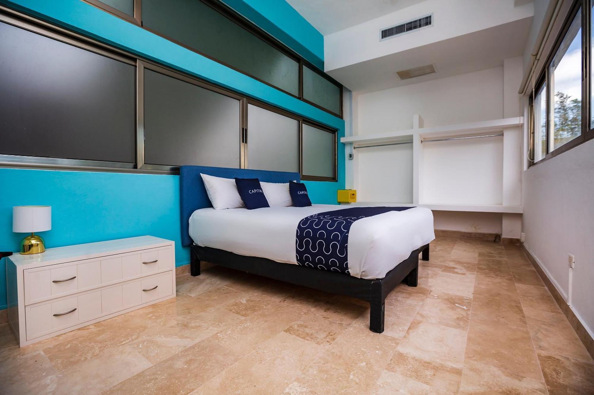Hotel Capital O International Airport 24 P 7 2*