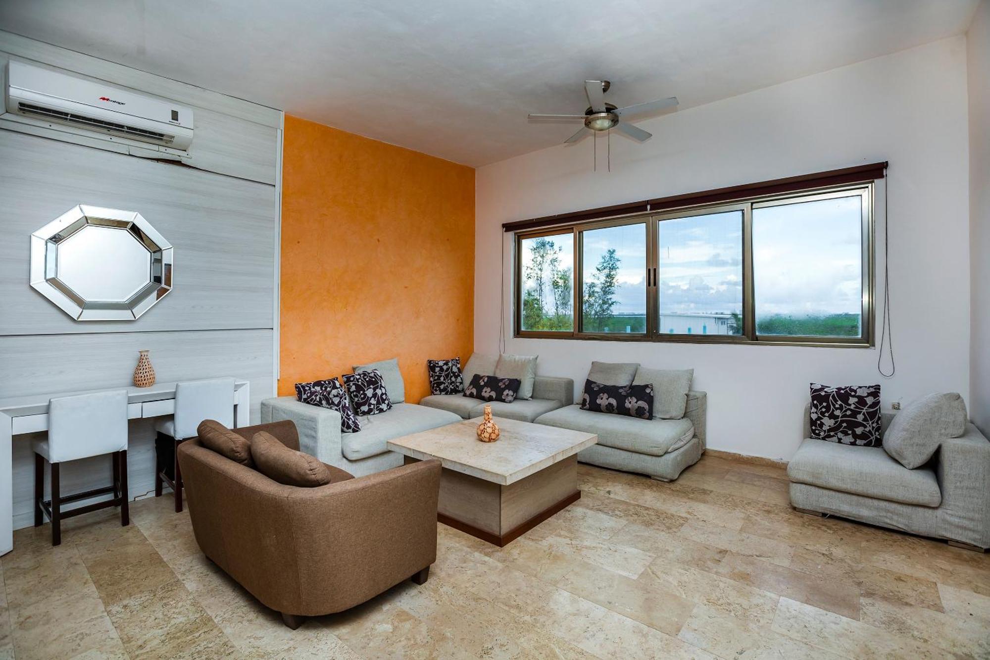 Capital O International Airport 24 P 7 Hotel 2*