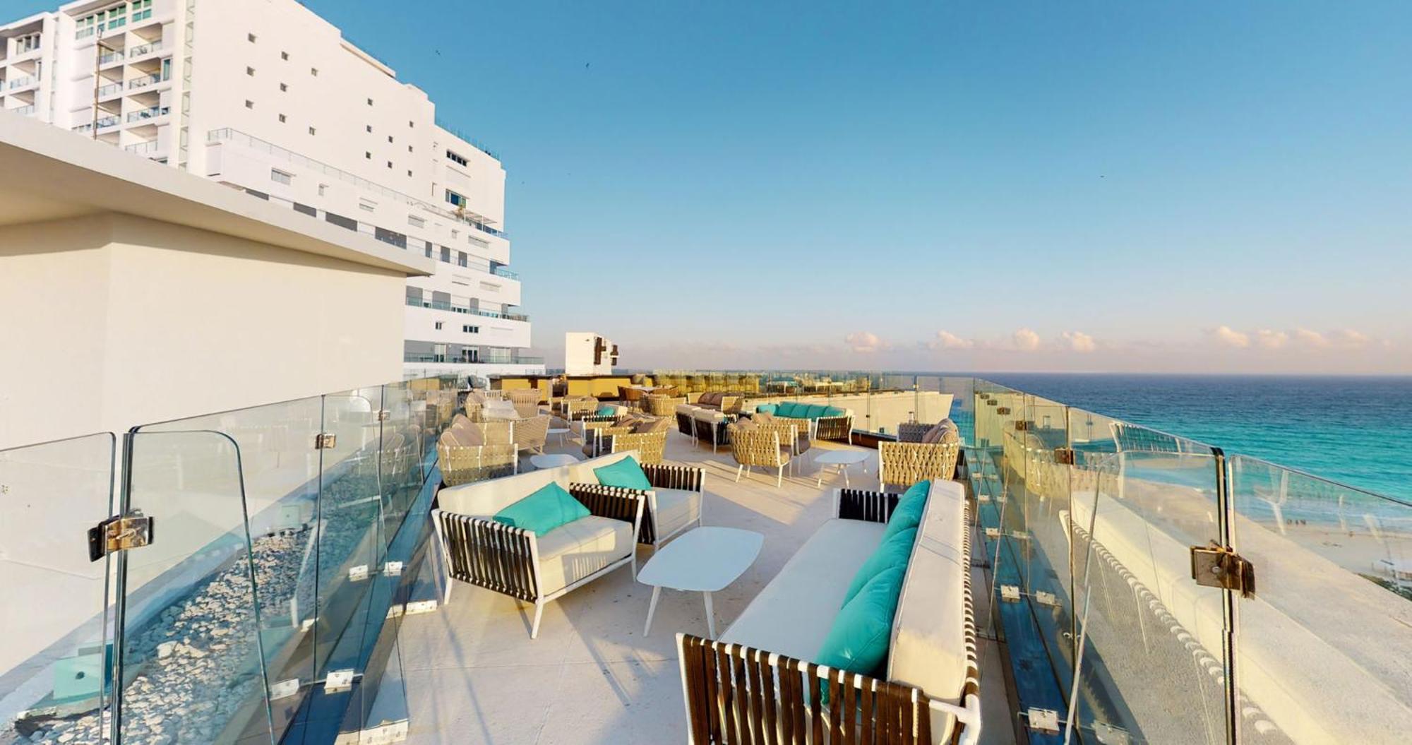 Park Royal 4*