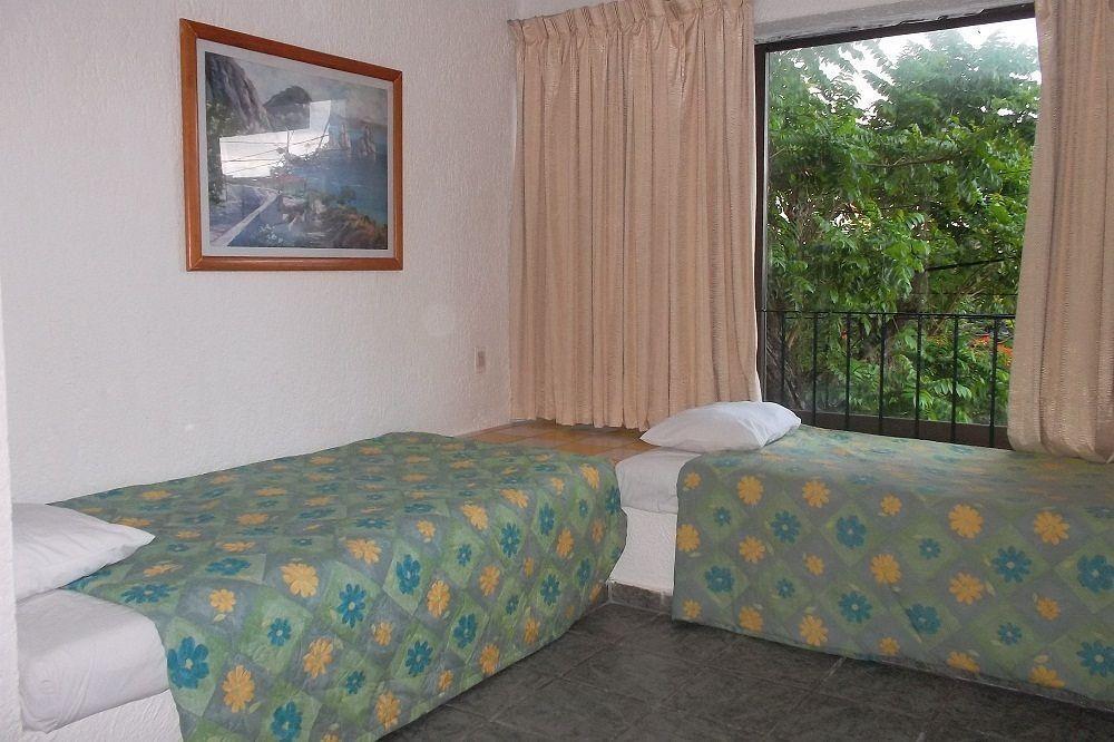 Ikaro Hotel