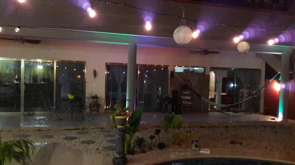Oasis Airport *