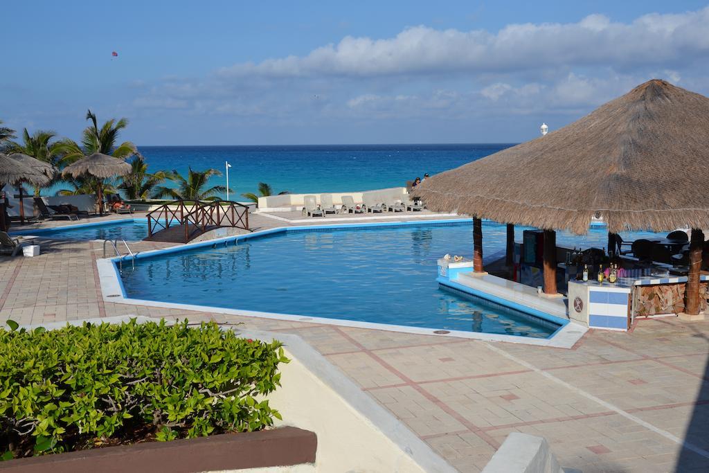 Beach Escape Cancún