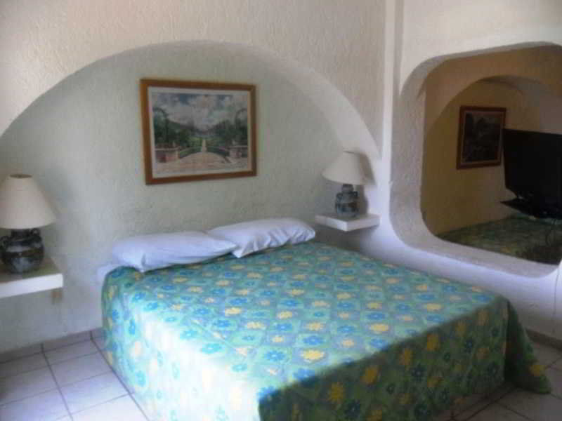 Ikaro Hotel