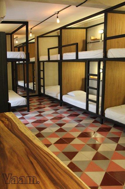Moloch Hostel&suites Inn