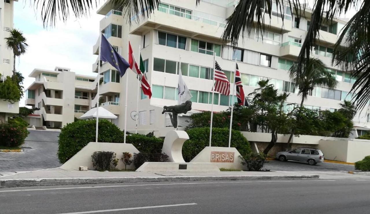 Brisas 10 Beachside *