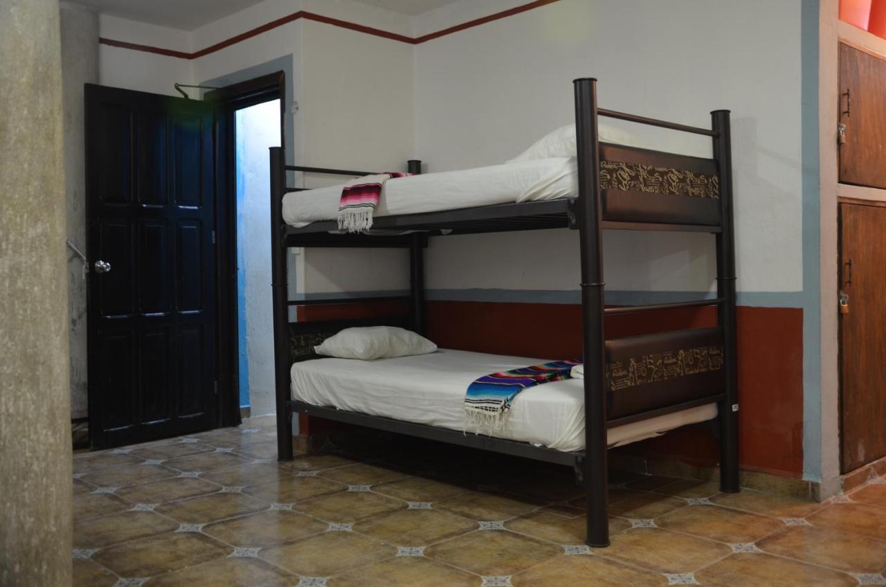 Fiesta Party - Hostal *