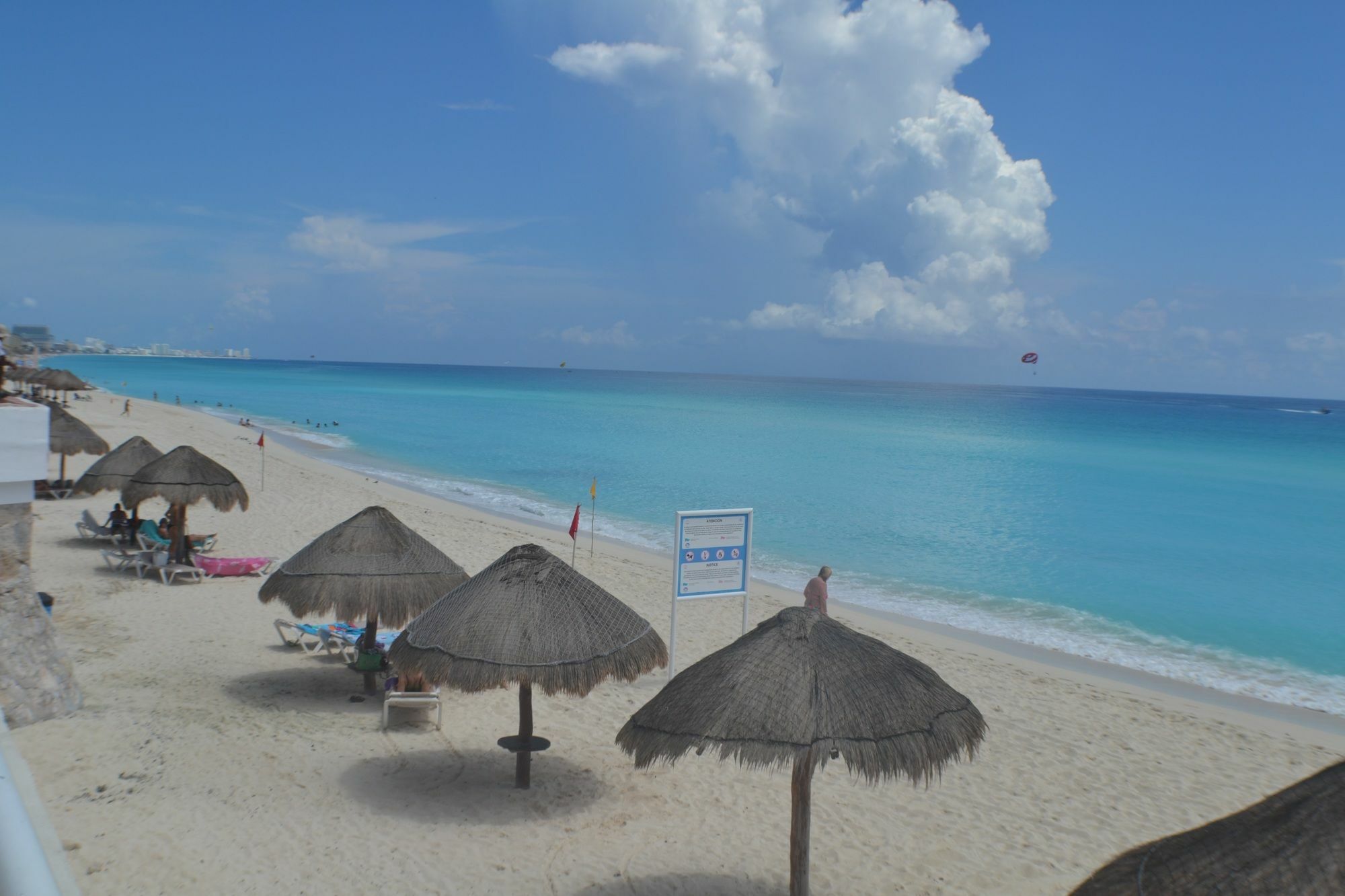 Brisas 10 Beachside Apartamento