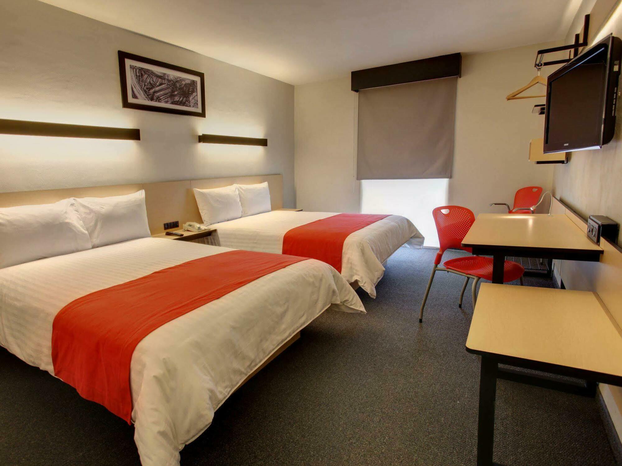 Express Junior By Marriott Hotel Cancun