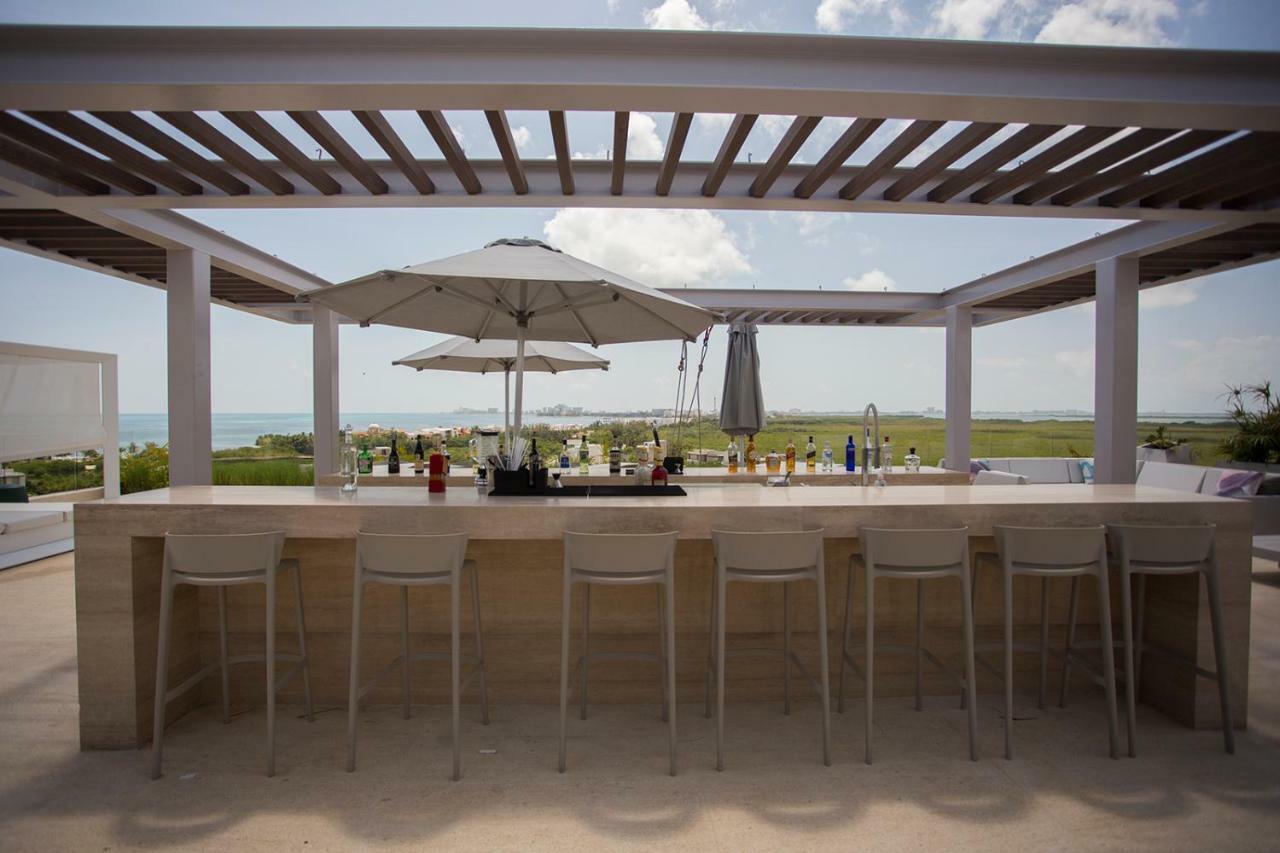 Exclusive Apartment- Rooftop Pool Apartment *