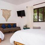 Nomads Enigmatic Hotel & Restaurant Bar