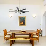Oceanside Townhome A Block To Beach Plus 3 Pools Onsite