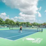 Cancun Tennis Inn