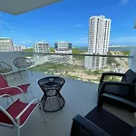 Malecon Américas by Andiani Travel