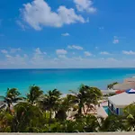 Beachfront Ph+Roof Garden, Ocean & Lagoon Views