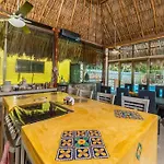 La Palapa - Beautiful Pool Home Sleeps Up To 8