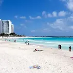 Palma Real House Cancun