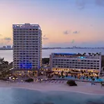 Breathless Cancun Soul Resort & Spa (Adults Only)