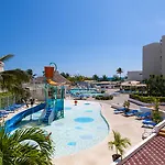 Aquamarina Beach Hotel