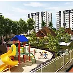 Hermoso apartamento piscina, céntrico, área libre.
