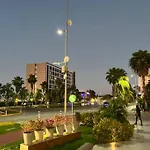 Cancun 2 Bedroom Condo, Pool, Great Wifi & Tvs