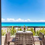 Cancun Ocean view at Villas Marlin complex