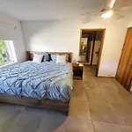 3 Rooms House At Side Of The Lagoon