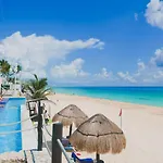 Cancun Plaza Condo Ocean Front