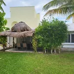 3 Rooms House At Side Of The Lagoon