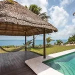 El Meco Beachfront & Private Pool Villa By Casa Paraiso