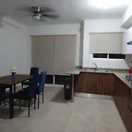 Maderos Residencial Cancun