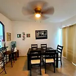 Casa Para Familias! Hasta 17 Personas 3 Habitaciones
