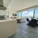 Rooftop Pool- Family Apartment- Ocean View -Close